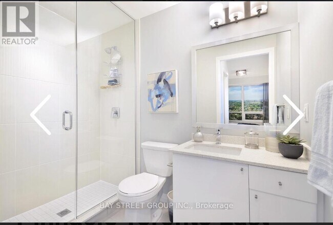 Photo du bâtiment - 3270 Sheppard Ave E