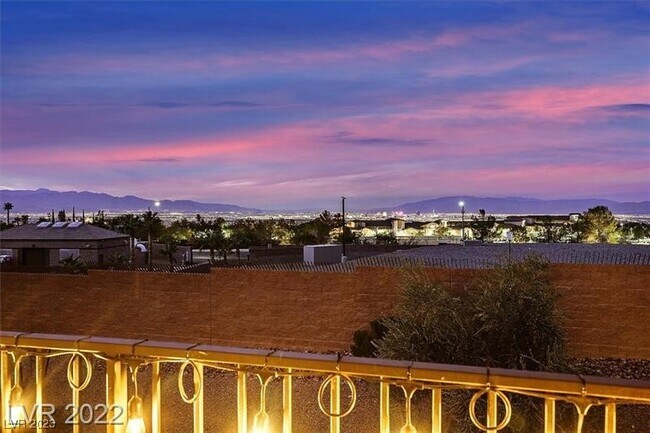 Foto del edificio - 2555 Hampton Rd