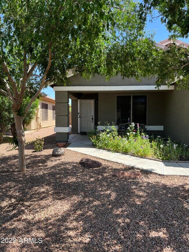 Foto del edificio - 14407 N 147th Dr