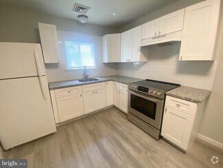 Building Photo - 3 Catawba Ave
