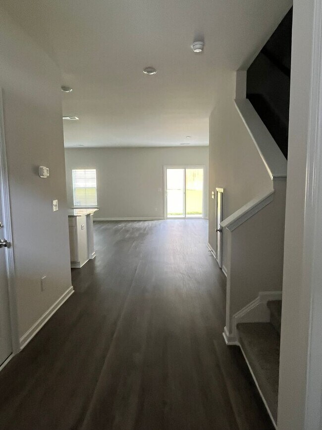 Foto del edificio - Lexington Townhouse - Call Lexington office for information 803-359-0793