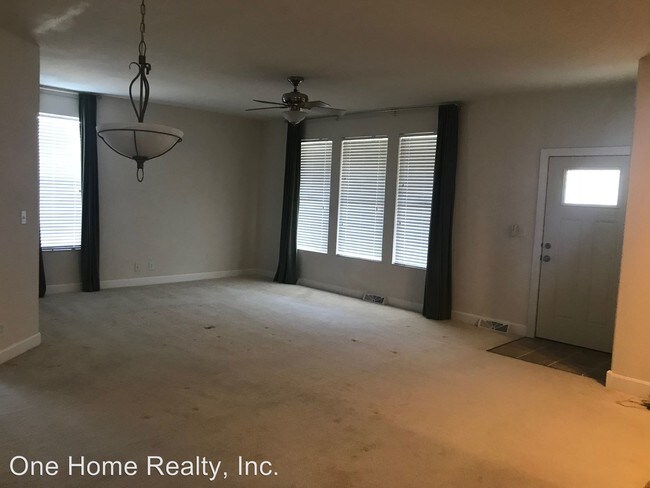 Building Photo - 11819 Ridgeway Dr