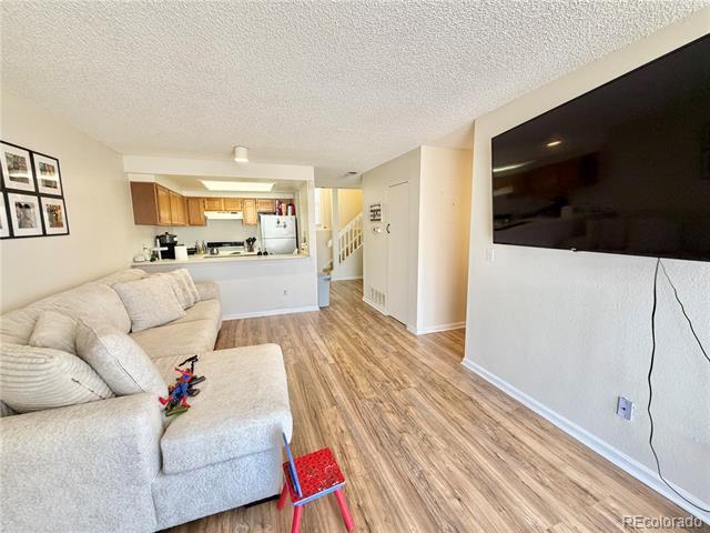 Foto del edificio - 11115 E Alameda Ave