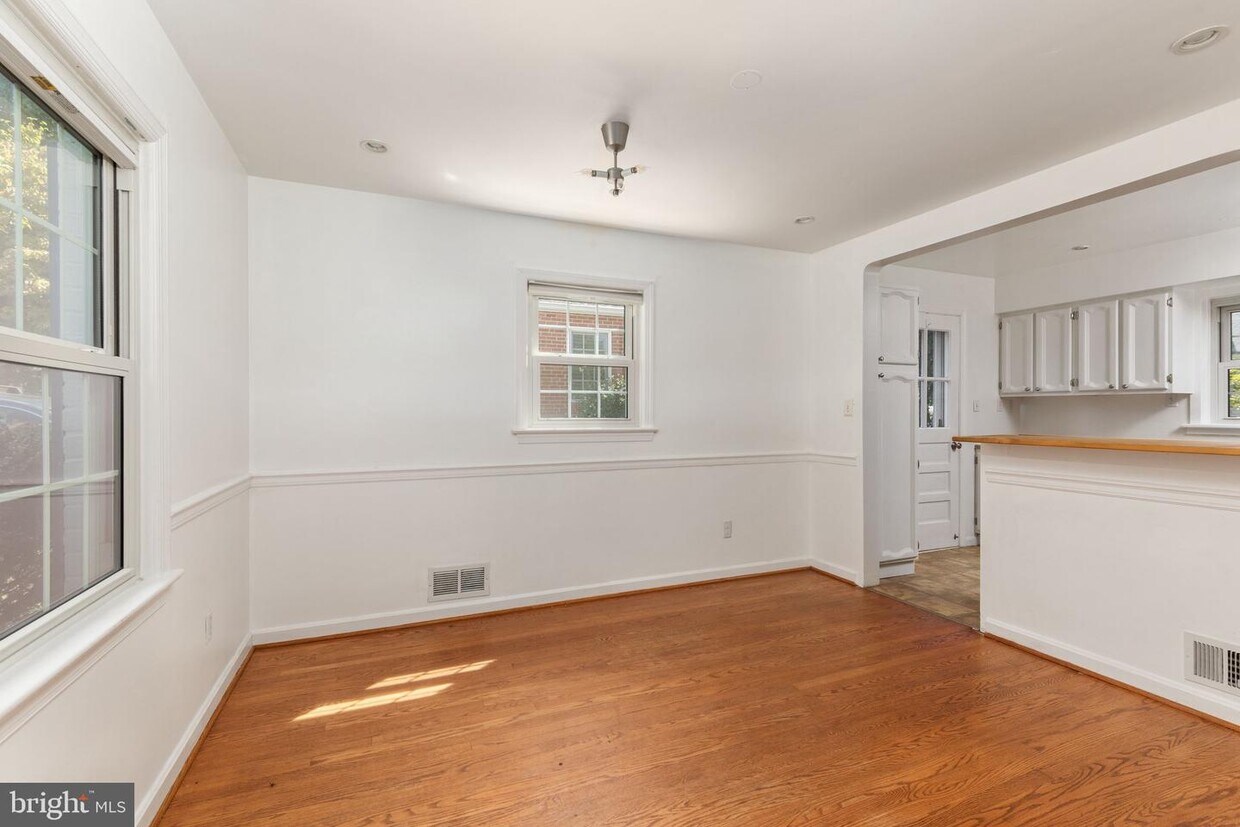 1016 N Quantico St, Arlington, VA 22205 House Rental in Arlington, VA