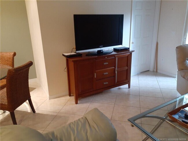 Foto del edificio - 1571 SE Hampshire Way