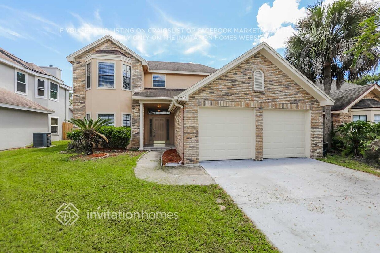 Primary Photo - 709 Remington Oak Dr