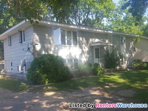 Primary Photo - 9030 Lexington Ave N