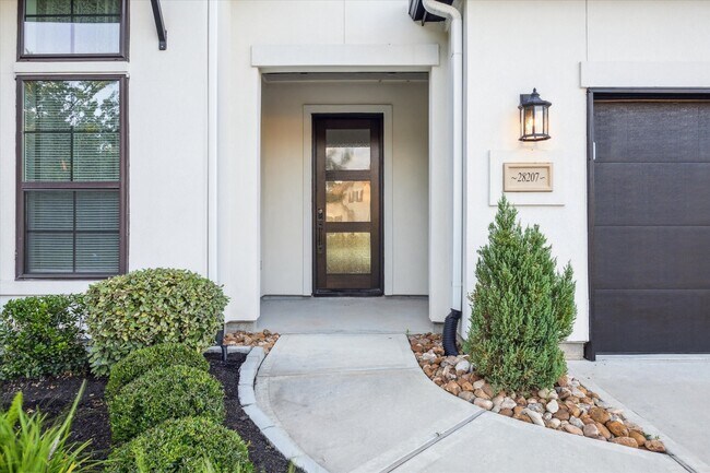 Foto del edificio - 28207 Cedar Peak Dr