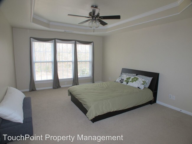 Building Photo - 3 br, 2.5 bath House - 4427 Huntingdon Drive