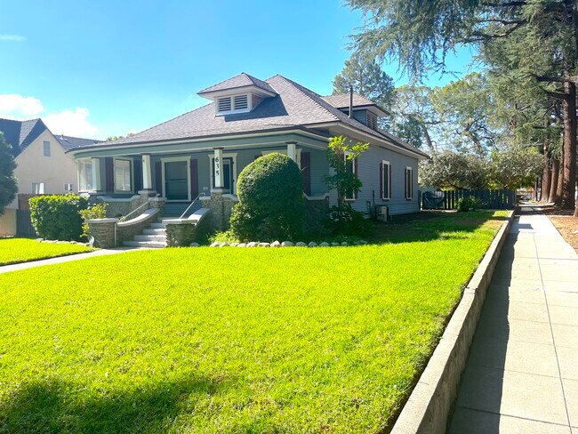 Foto del edificio - 635 N Euclid Ave