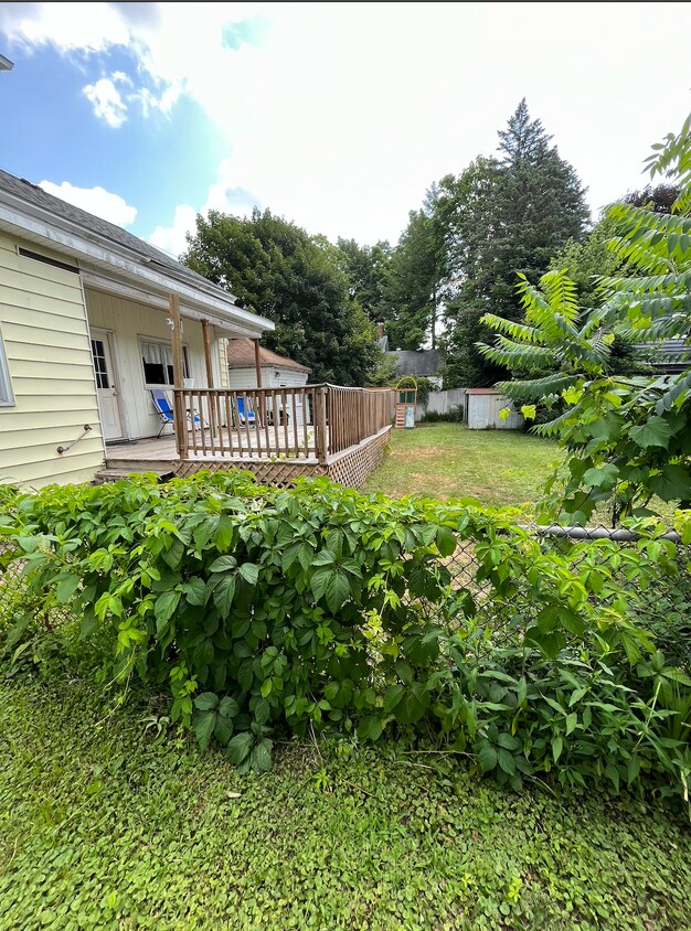 Building Photo - 412 N Martin St