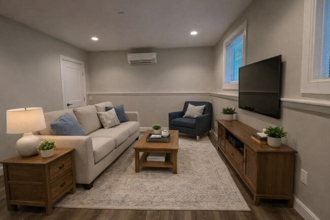 Building Photo - 189 Washington St