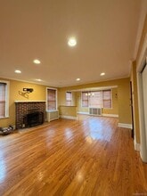 Building Photo - 462 Franklin Blvd