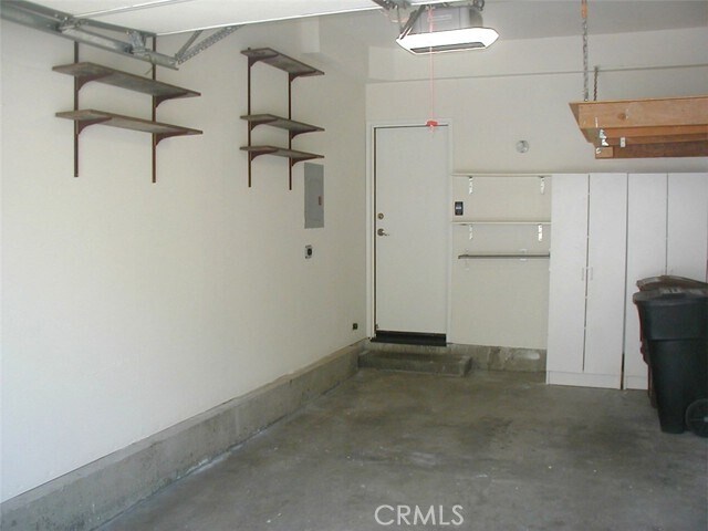 Building Photo - 28203 Via Luis