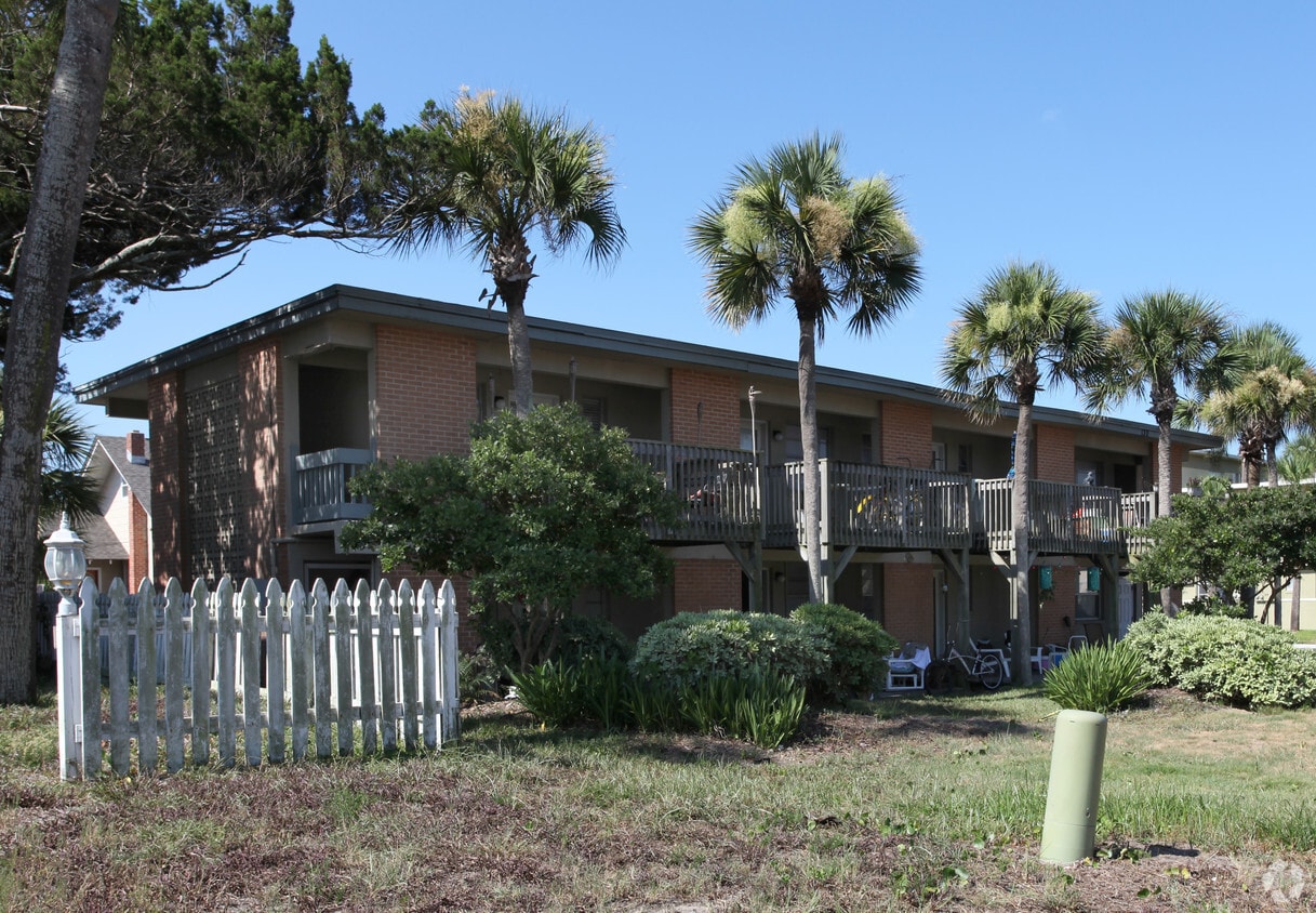 130 10th Ave N, Jacksonville Beach, FL 32250 Apartments in