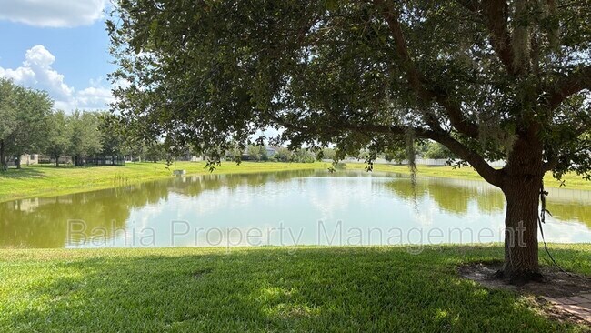 Foto del edificio - 1131 Honey Blossom Dr