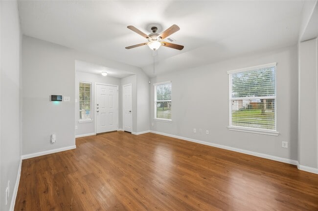 Building Photo - 14950 Hidalgo Valley Ln