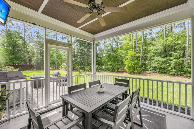 Building Photo - 5725 Caviar Ct