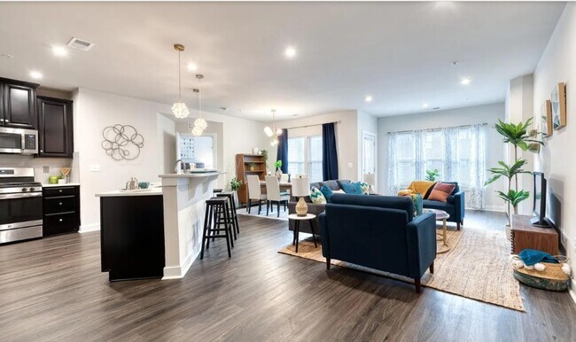 Building Photo - 10020 Ruffian Way