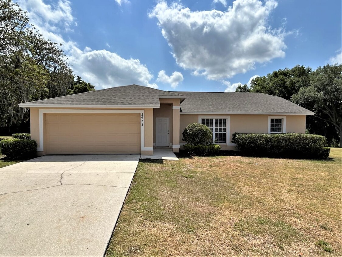 Primary Photo - 2938 Hickory Ridge Dr