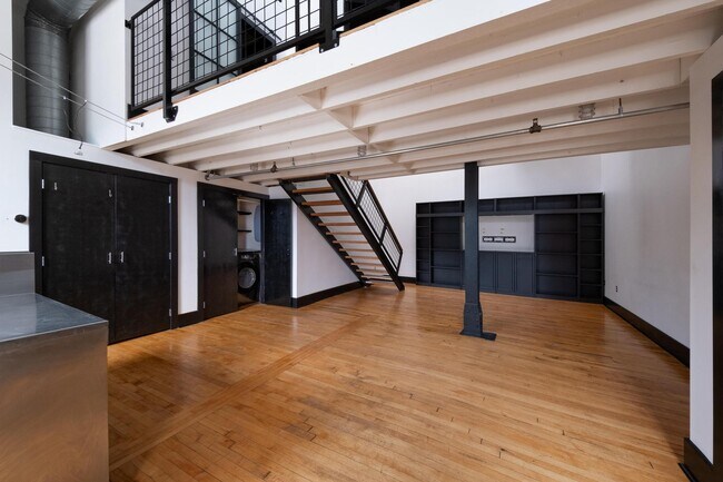 Foto del edificio - 918 E 5th St