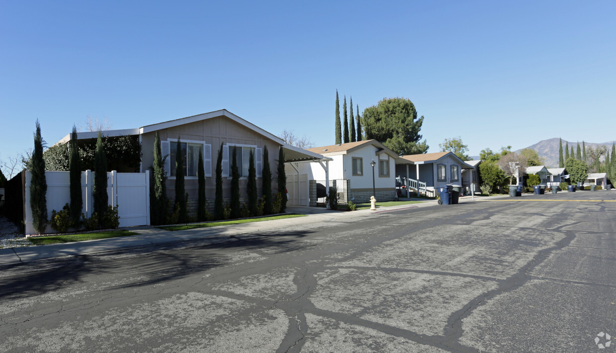 Building Photo - Redlands Ranch Mobile Home Park