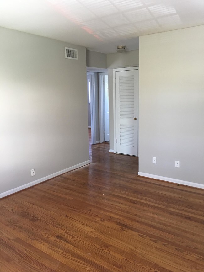 Foto del edificio - 3607 Roxboro Rd