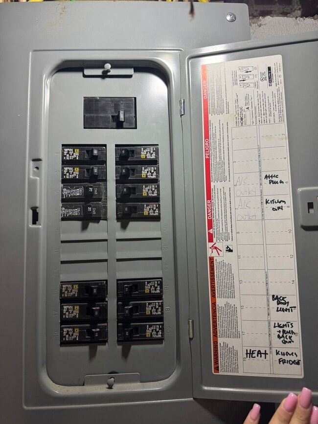 Foto del edificio - 1596 Chestnut Ave