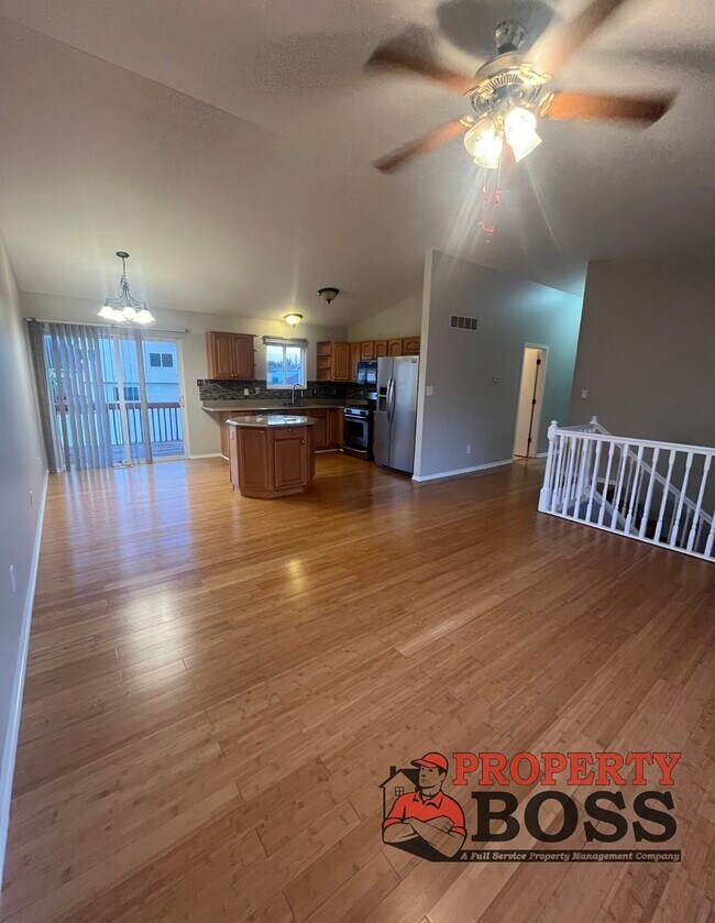 Foto del edificio - 3023 W 63rd Ln