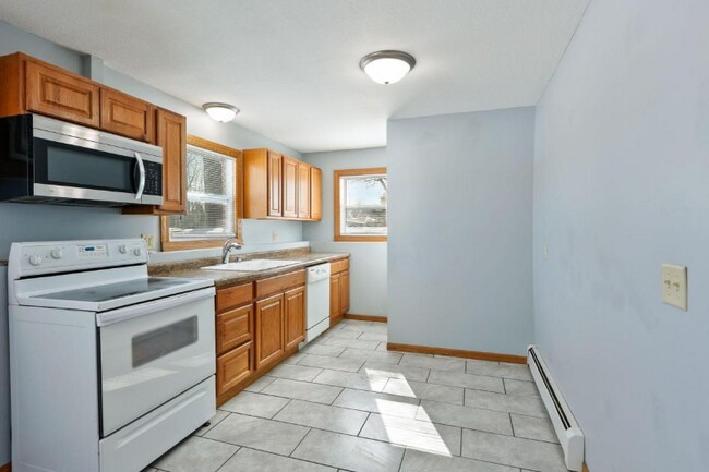 Foto del edificio - 27 97th Ave NW