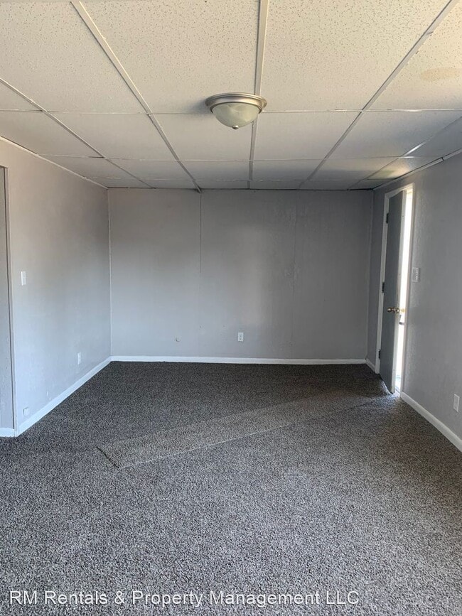 Building Photo - 2 br, 1 bath House - 1745 Market St.