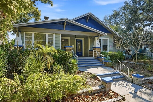 Building Photo - 725 8th St N