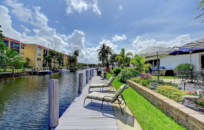 Building Photo - 1844 SE 7th St