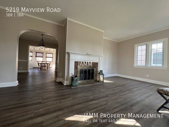 Building Photo - 5219 Mayview Rd