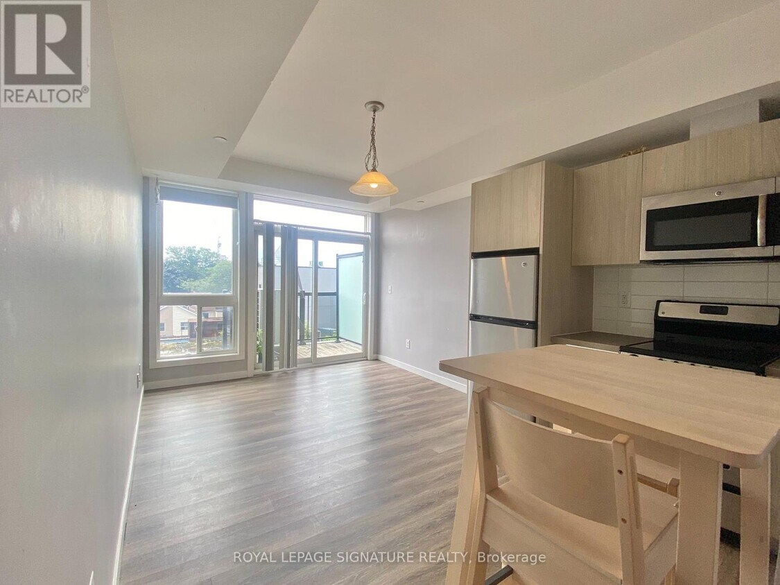 Photo principale - 335-335 College St