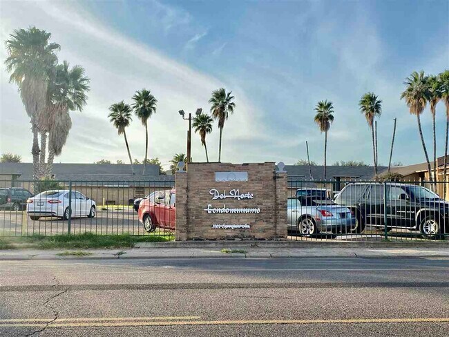 Foto del edificio - 5302 Springfield Ave