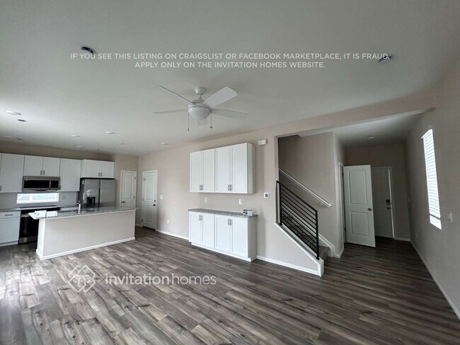 Building Photo - 3360 Pearwood Dr
