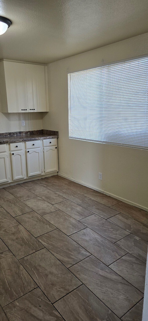 Foto del edificio - 9500-9502 Avalon Blvd