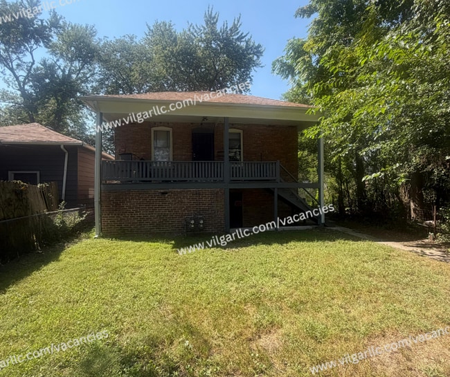 Building Photo - 4215 Adams St