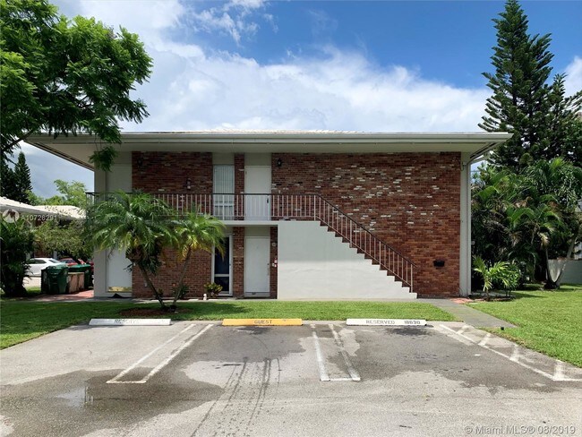 Foto del edificio - 18630 Bob-O-Link Dr