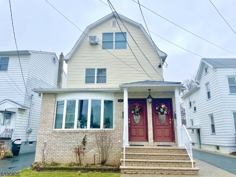 62 Broughton Ave, Bloomfield, NJ 07003 Room for Rent in Bloomfield