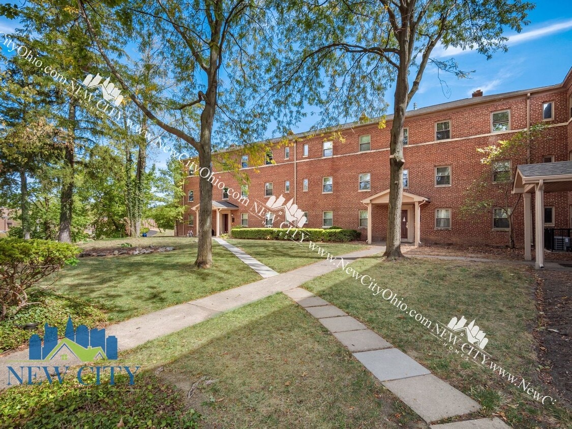 Primary Photo - Newly Renovated Apartment Building