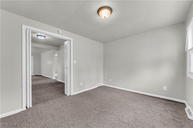 Foto del edificio - 4238 Bayard Rd