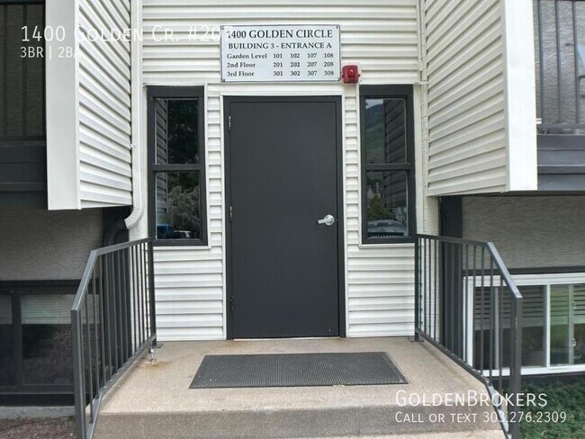 Foto del edificio - 1400 Golden Cir