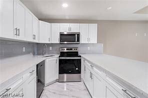 Building Photo - 2211 Kenneth Ave S