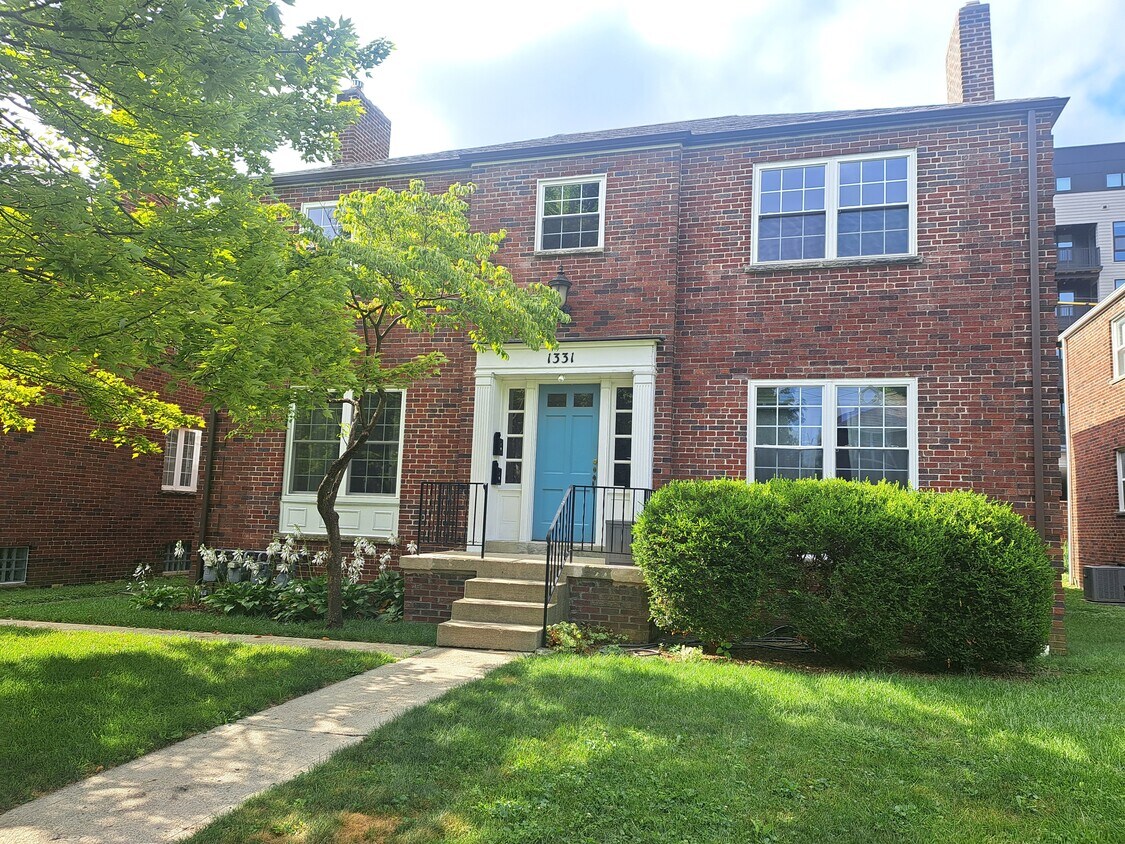 Foto principal - 1331 W 6th Ave