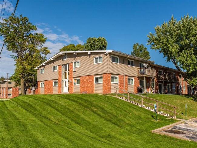 Building Photo - Oak Valley Apartments