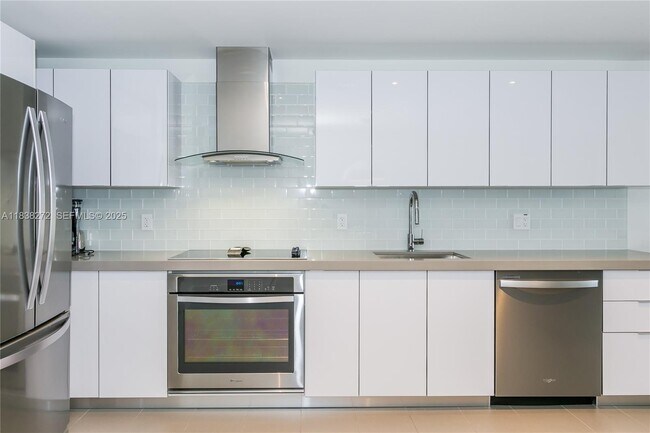 Foto del edificio - 1600 NE 1st Ave