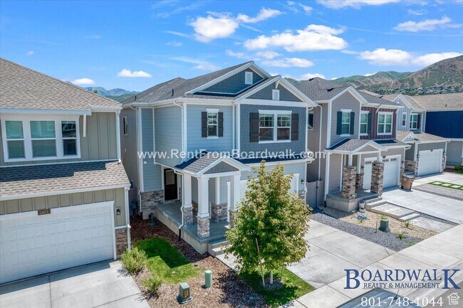 Building Photo - Luxury Draper 5 Bedroom!