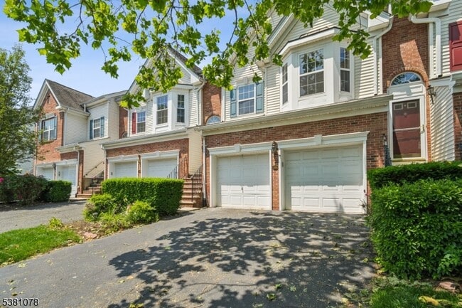 Foto del edificio - 315 Winthrop Dr